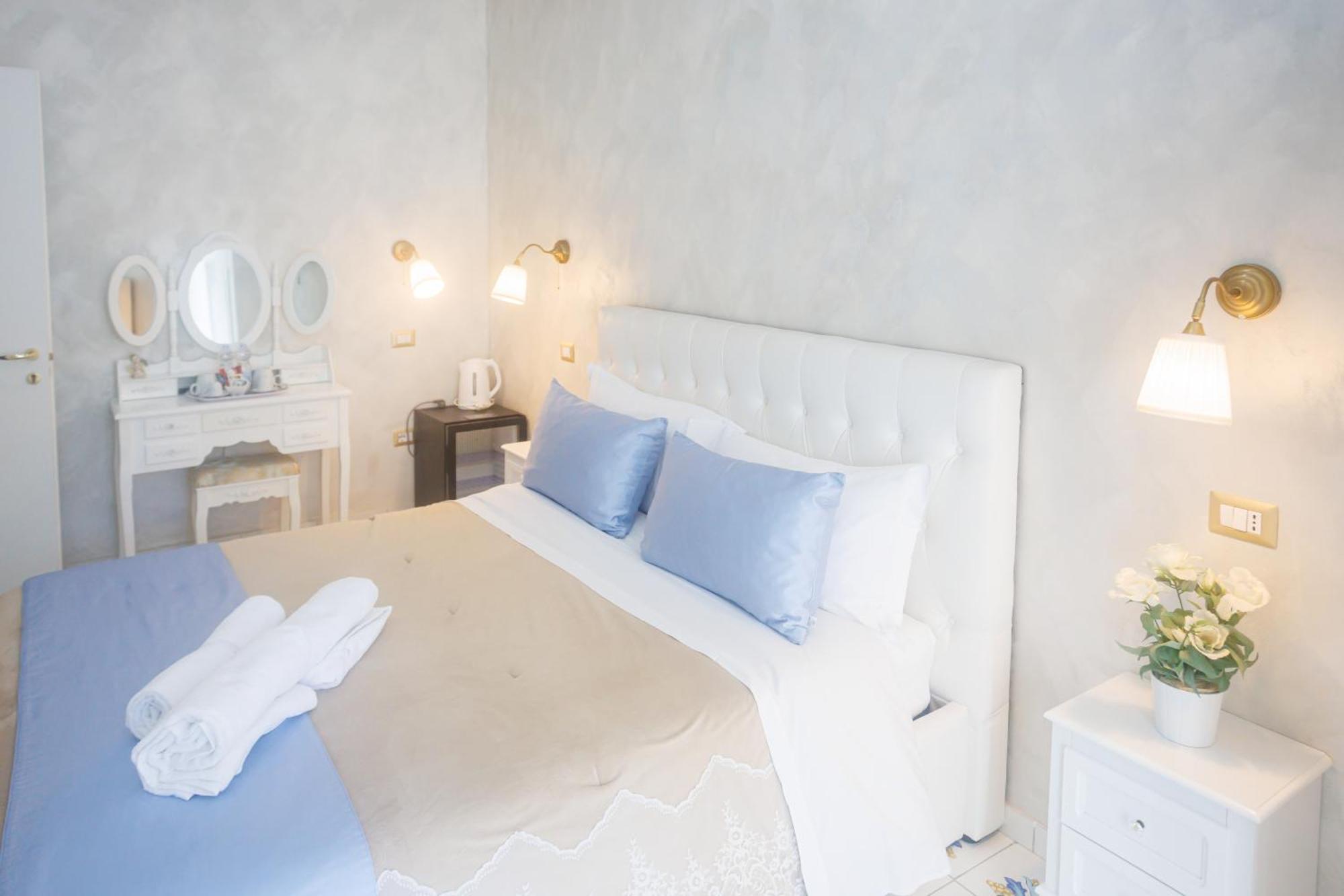Alma Adry Bed & Breakfast Naples Exterior photo